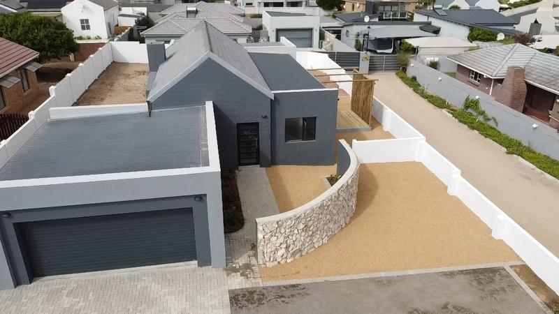 3 Bedroom Property for Sale in Myburgh Park Western Cape